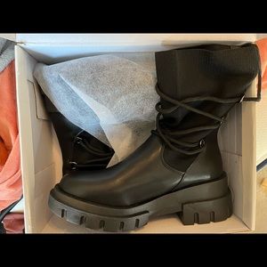 SHEIN Boots size 8